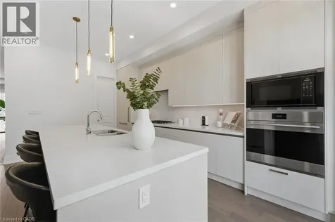 2280 Sovereign Street Oakville ON L6L 0H9