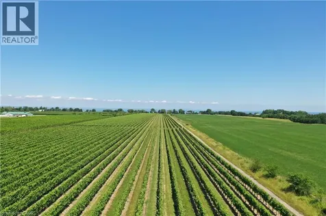 3705 Service Road North Beamsville ON L3J 1J3