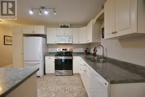 3 Garden Grove Crescent Wasaga Beach ON L9Z 0E6