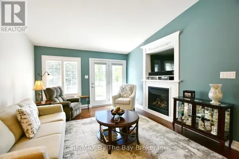 3 Garden Grove Crescent Wasaga Beach ON L9Z 0E6