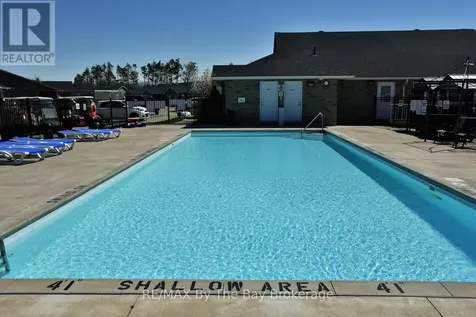 3 Garden Grove Crescent Wasaga Beach ON L9Z 0E6