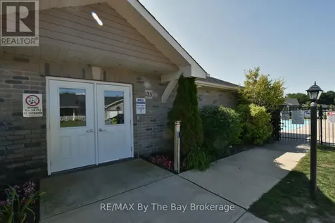 3 Garden Grove Crescent Wasaga Beach ON L9Z 0E6