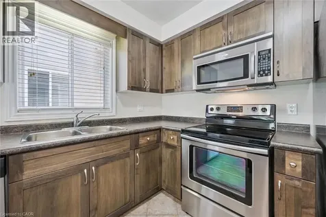 86 Upper Mercer Street Kitchener ON N2A 4N1