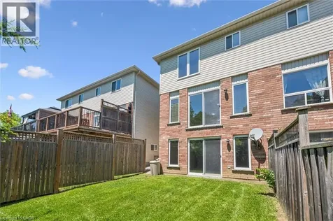 86 Upper Mercer Street Kitchener ON N2A 4N1