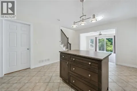 86 Upper Mercer Street Kitchener ON N2A 4N1