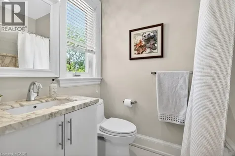 2470 Applewood Drive Oakville ON L6L 1V9