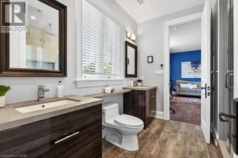 2470 Applewood Drive Oakville ON L6L 1V9