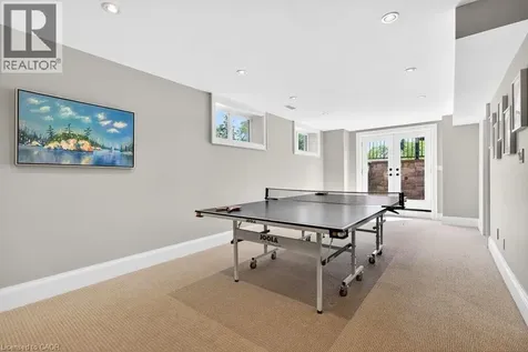 2470 Applewood Drive Oakville ON L6L 1V9
