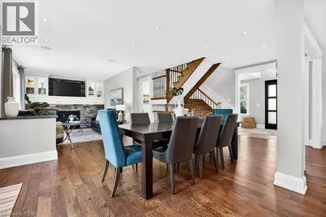 2470 Applewood Drive Oakville ON L6L 1V9