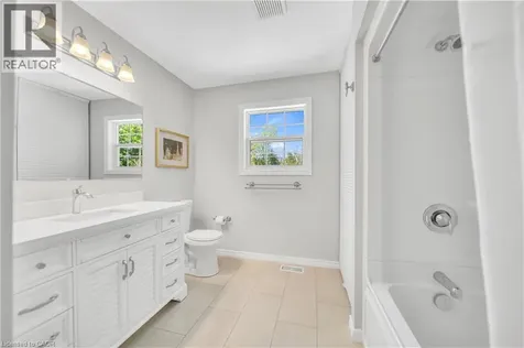 912 Parkwood Drive Port Elgin ON N0H 2C2