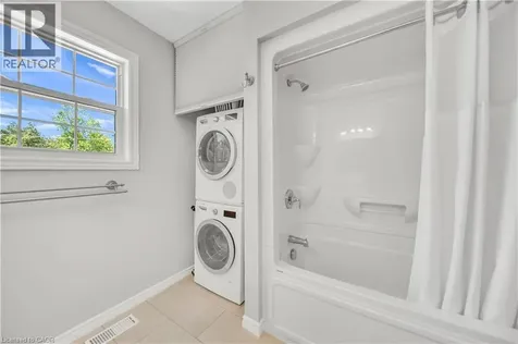 912 Parkwood Drive Port Elgin ON N0H 2C2