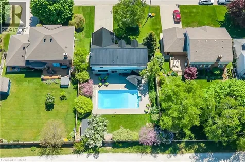 912 Parkwood Drive Port Elgin ON N0H 2C2