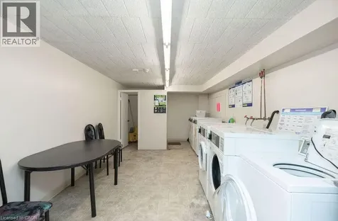 71 Vanier Drive Kitchener ON N2C 1J4