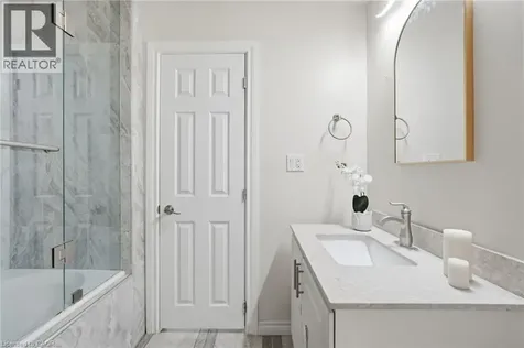 53 Dalhousie Avenue Hamilton ON L8L 3J4