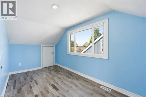 53 Dalhousie Avenue Hamilton ON L8L 3J4