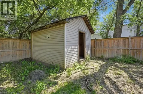 53 Dalhousie Avenue Hamilton ON L8L 3J4