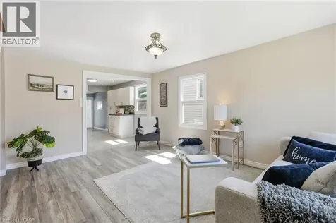 53 Dalhousie Avenue Hamilton ON L8L 3J4