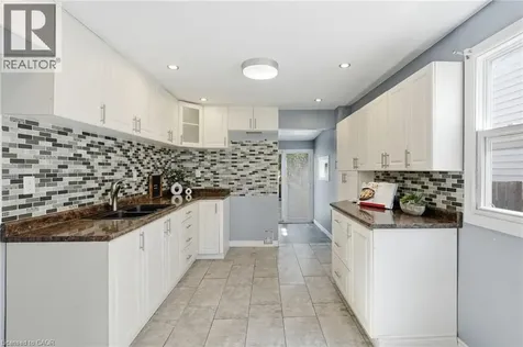 53 Dalhousie Avenue Hamilton ON L8L 3J4