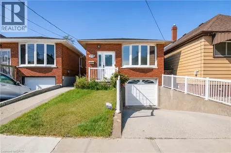 103 Mcanulty Boulevard Hamilton ON L8H 3H3