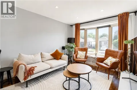 103 Mcanulty Boulevard Hamilton ON L8H 3H3