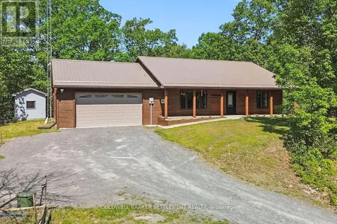 15 Redpath Lane Rideau Lakes ON K0G 1E0