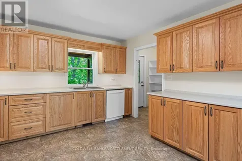 15 Redpath Lane Rideau Lakes ON K0G 1E0