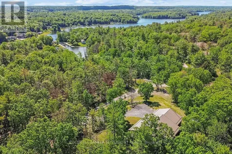 15 Redpath Lane Rideau Lakes ON K0G 1E0