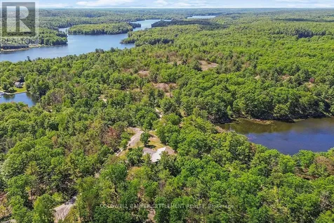15 Redpath Lane Rideau Lakes ON K0G 1E0