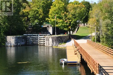 15 Redpath Lane Rideau Lakes ON K0G 1E0