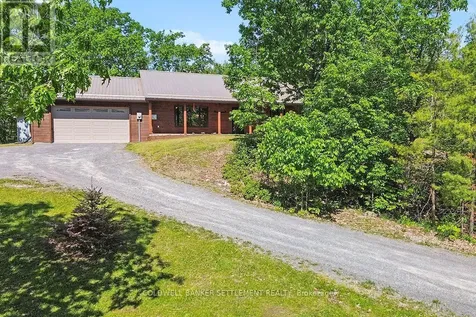 15 Redpath Lane Rideau Lakes ON K0G 1E0