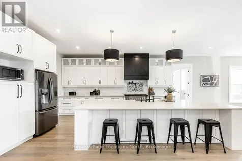 429540 8th B Corners Grey Highlands ON N0C 1M0