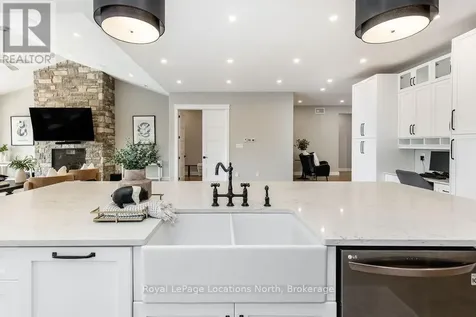 429540 8th B Corners Grey Highlands ON N0C 1M0