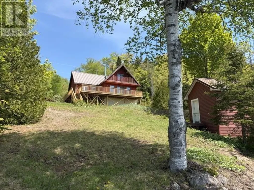 345 Island View Road Heyden ON P6A 5K7