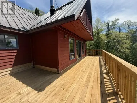 345 Island View Road Heyden ON P6A 5K7