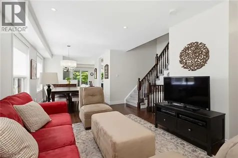 2485 Newcastle Crescent Oakville ON L6M 4P3
