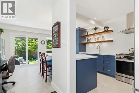 2485 Newcastle Crescent Oakville ON L6M 4P3