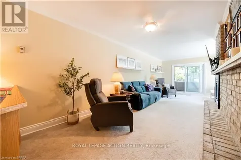 60 Woodlawn Avenue Brantford ON N3V 1B3