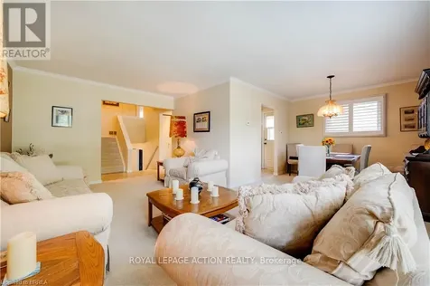 60 Woodlawn Avenue Brantford ON N3V 1B3