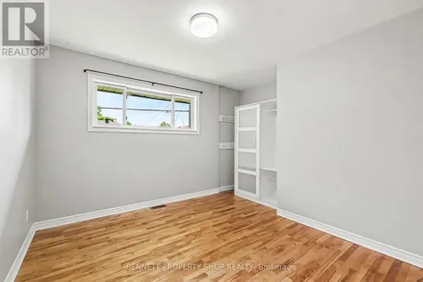 1308 Rustic Drive Ottawa ON K2C 2Y1