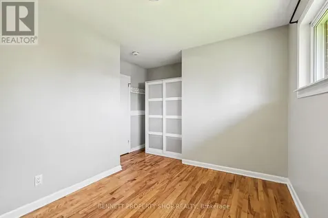 1308 Rustic Drive Ottawa ON K2C 2Y1