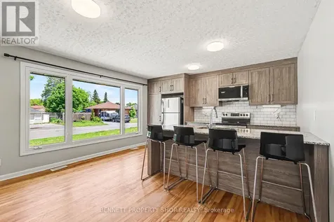 1308 Rustic Drive Ottawa ON K2C 2Y1