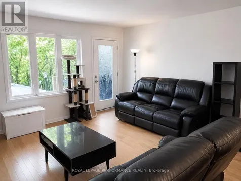 59 Strathaven Private Ottawa ON K1J 1K7