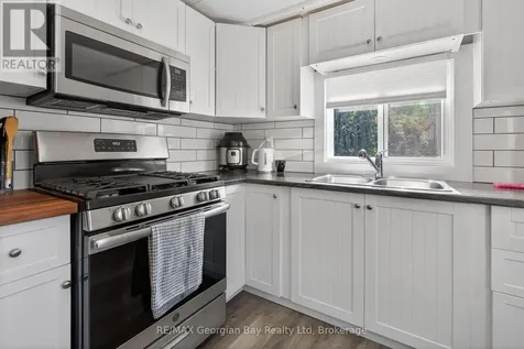 24 Lakeshore Road Midland ON L4R 0B8