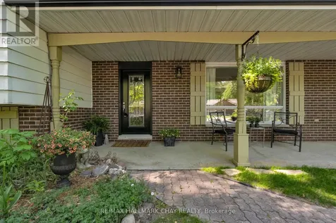 3724 Whitecap Drive Innisfil ON L9S 2L4