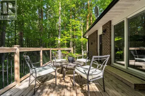 3724 Whitecap Drive Innisfil ON L9S 2L4