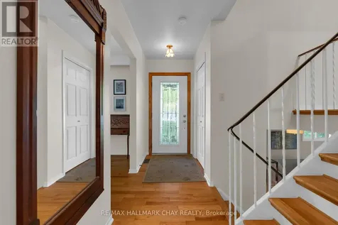 3724 Whitecap Drive Innisfil ON L9S 2L4