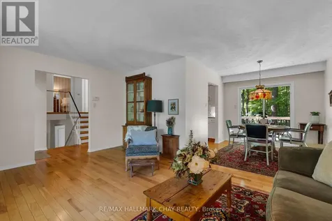 3724 Whitecap Drive Innisfil ON L9S 2L4