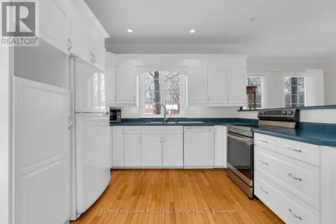 45 Brule Street Penetanguishene ON L9M 1H2