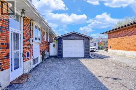 90 Prince Charles Drive Georgetown ON L7G 3V4