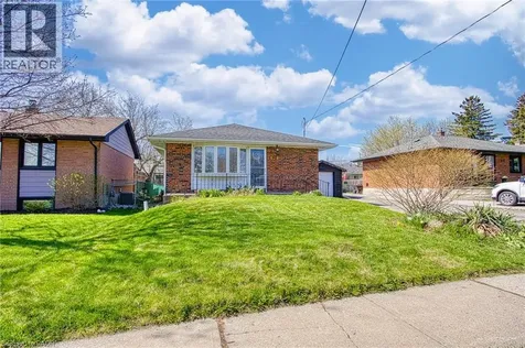 90 Prince Charles Drive Georgetown ON L7G 3V4